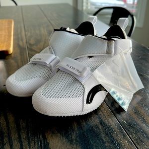 NWOT Nike superrep cycling shoes